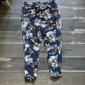 Old Navy || Floral Soft Pants